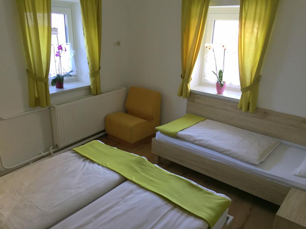 Apartmaji In Sobe Tina Kranjska Gora Exterior photo