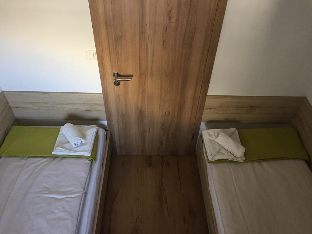 Apartmaji In Sobe Tina Kranjska Gora Exterior photo